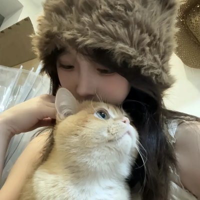 洞里的月亮